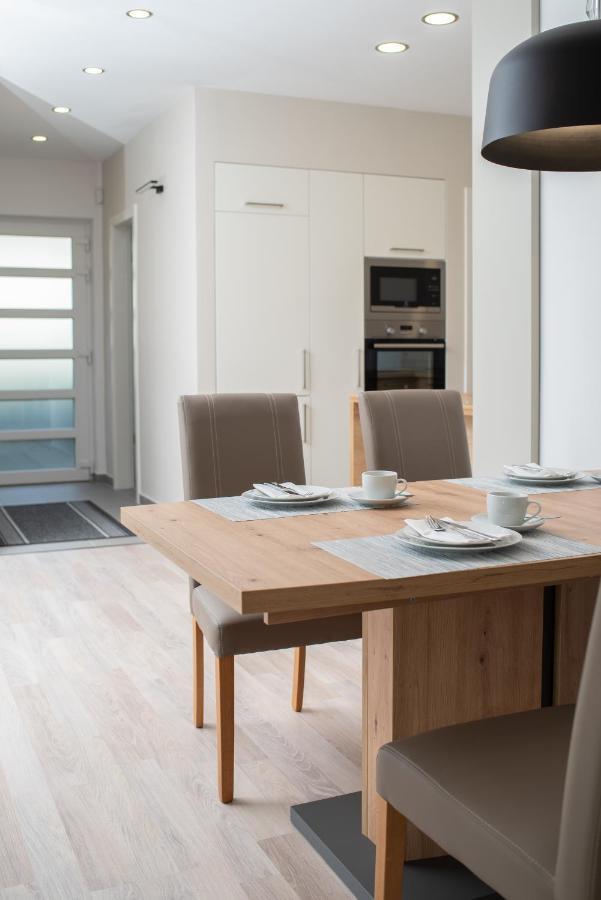 Twins Apartman Heviz Exterior photo